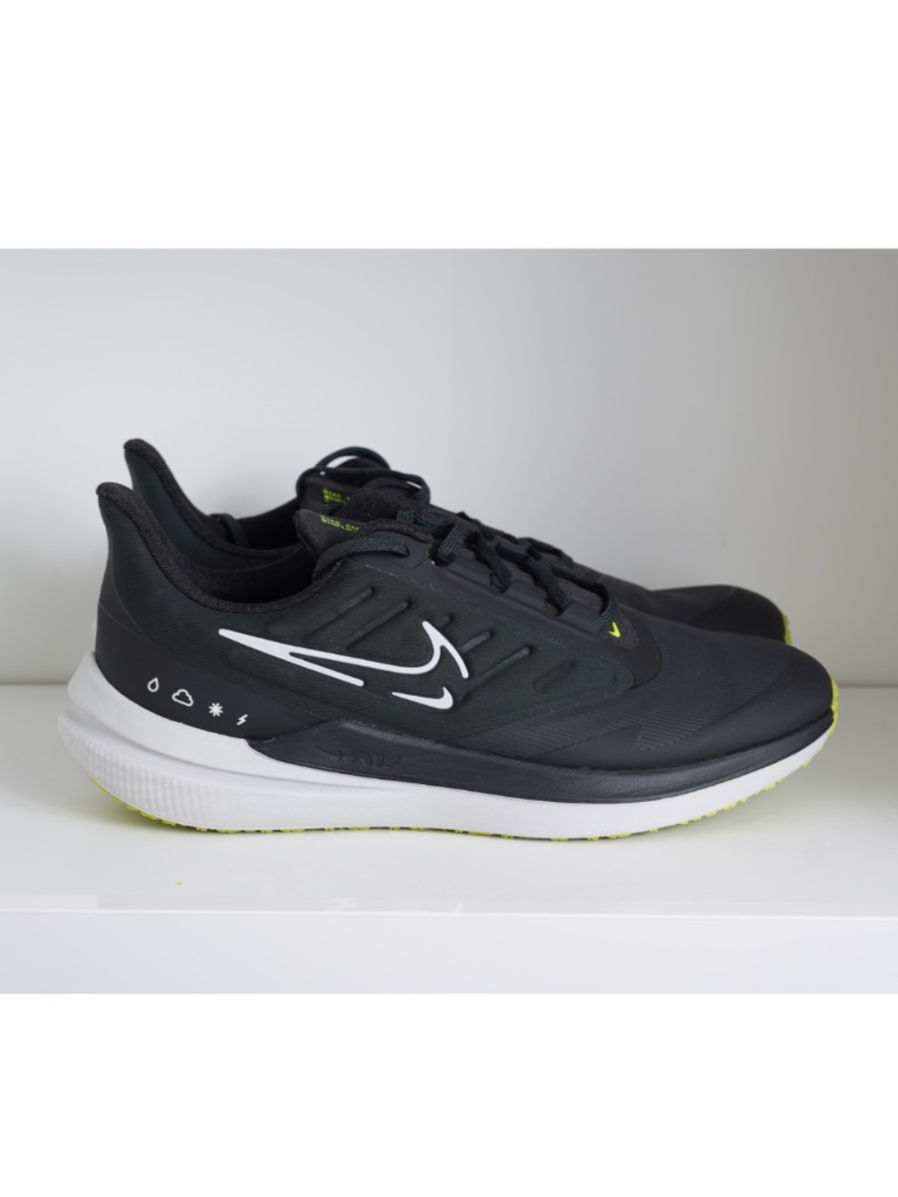 Nike AIR WINFLO SHIELD Men's Running Shoes Black White Smoke Gray NEW DM1106-001